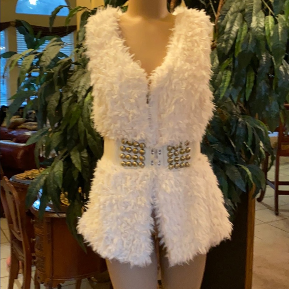 Ivory faux fur vest with snap closure belt
